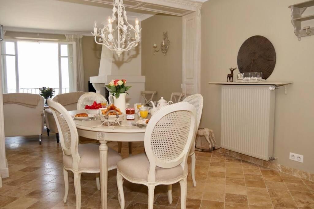 Bord De Mer - Ac, Wifi, Chic, Sea View, Beach 2 Minutes Walk Αντίμπ Εξωτερικό φωτογραφία