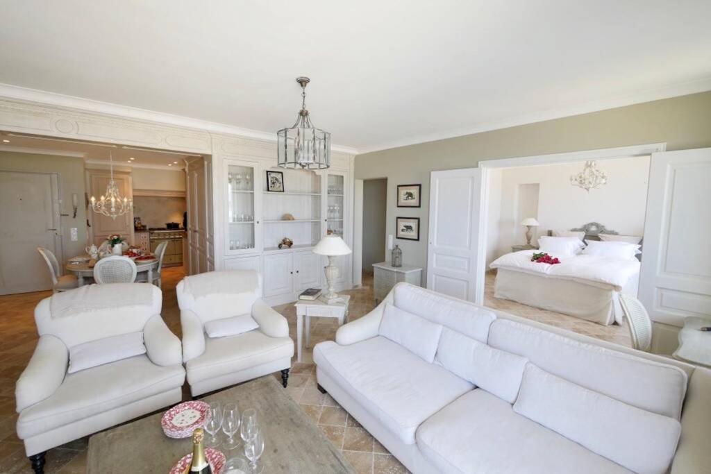 Bord De Mer - Ac, Wifi, Chic, Sea View, Beach 2 Minutes Walk Αντίμπ Εξωτερικό φωτογραφία