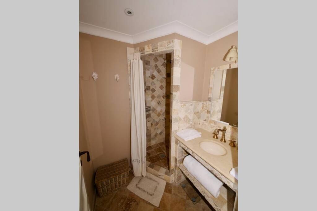 Bord De Mer - Ac, Wifi, Chic, Sea View, Beach 2 Minutes Walk Αντίμπ Εξωτερικό φωτογραφία